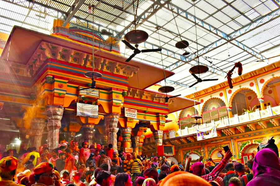 Dwarikadhish temple