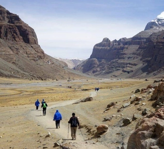 Tips for Trekking in Kailash Mansarovar Yatra: Preparing for Safe Trekking to Kailash Mansarovar