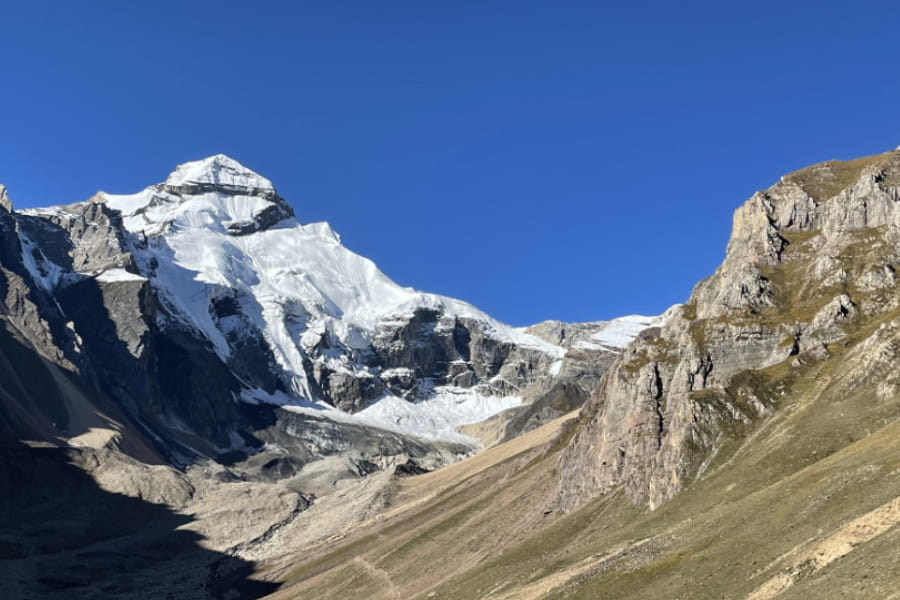 आदि कैलाश यात्रा के लिए तेजी से हो रही बुकिंग आदि कैलाश यात्रा के लिए तेजी से हो रही बुकिंग