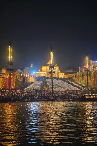 Dev Deepawali Varanasi Package