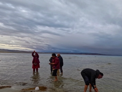 Mansarovar lake Mansarovar lake
