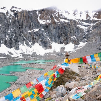 The Gauri Kund mountain lake